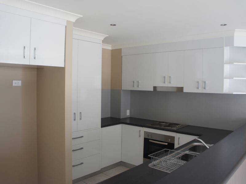 Unit 8/25 Roberts Street, South Gladstone QLD 4680