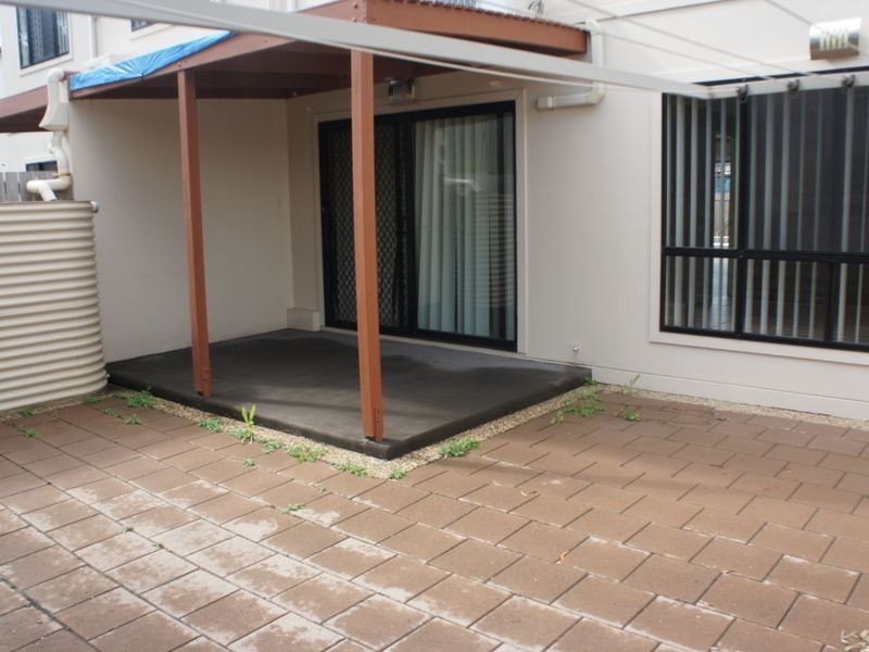 Unit 8/25 Roberts Street, South Gladstone QLD 4680