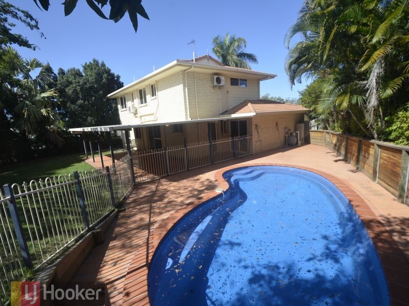 6 Tollana, New Auckland QLD 4680
