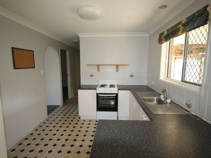 44 Clarance Drive, New Auckland QLD 4680