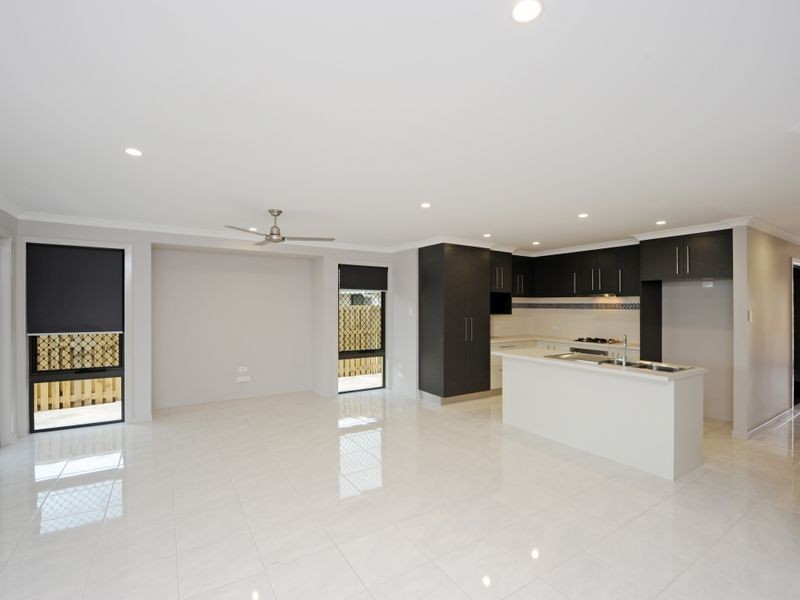 31 Bellbird Circuit, New Auckland QLD 4680