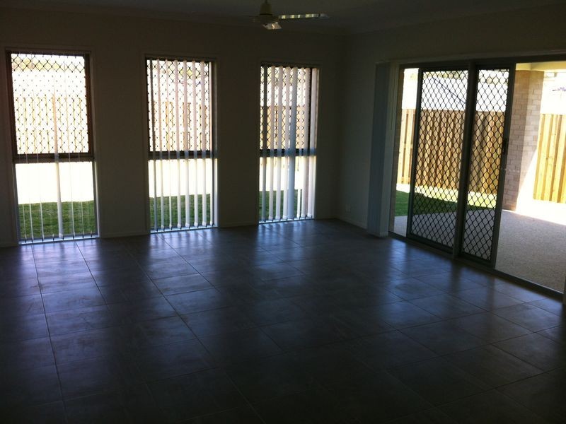 51 Clover Crescent, Boyne Island QLD 4680