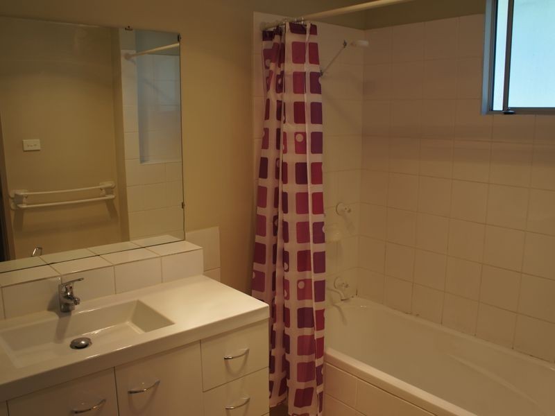 34 Hetherington Street, West Gladstone QLD 4680