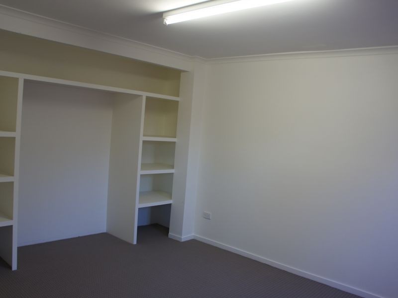 34 Hetherington Street, West Gladstone QLD 4680