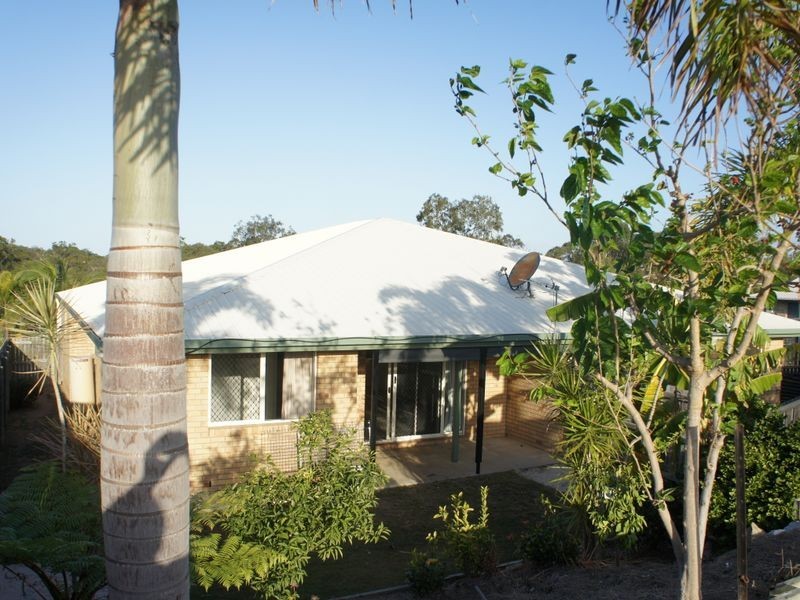 65b Penda Avenue, New Auckland QLD 4680