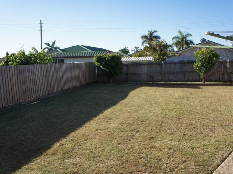 5 Sandringham Close, Telina QLD 4680