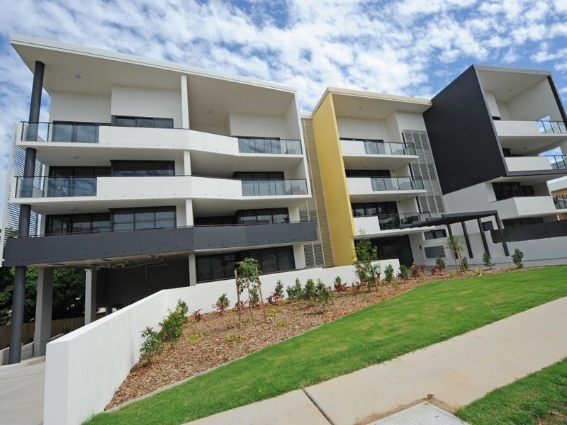 334/55 Central Lane, Gladstone QLD 4680