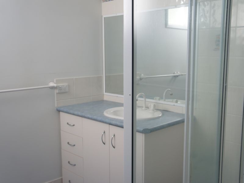 11 Butler Street, New Auckland QLD 4680