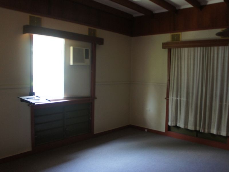 8 Glenlyon Street, Gladstone QLD 4680