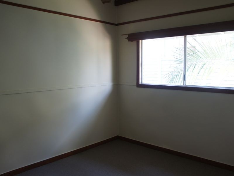 8 Glenlyon Street, Gladstone QLD 4680