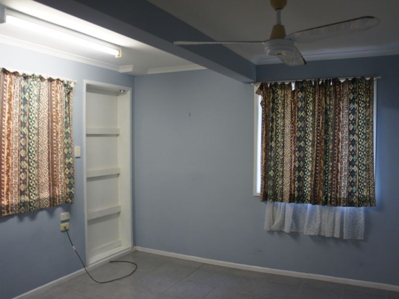 8 Glenlyon Street, Gladstone QLD 4680