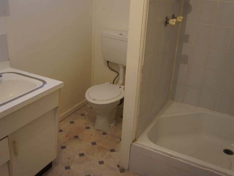 2/135 Toolooa Street, Toolooa QLD 4680