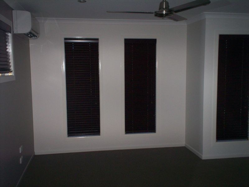 6 Briffney Street, Kirkwood QLD 4680