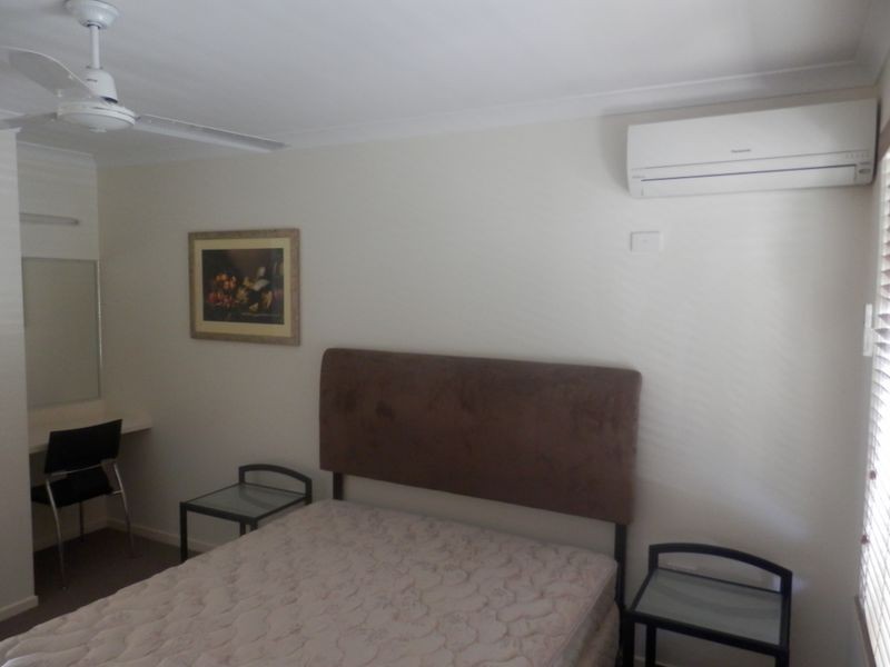 Unit 4/20 Short Street, South Gladstone QLD 4680