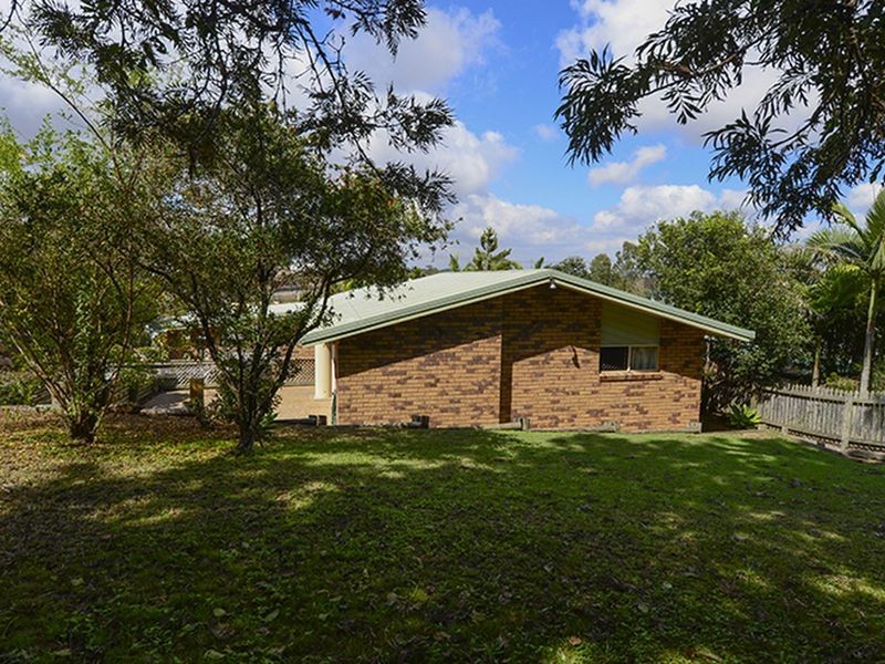14 Ferguson Crescent, West Gladstone QLD 4680