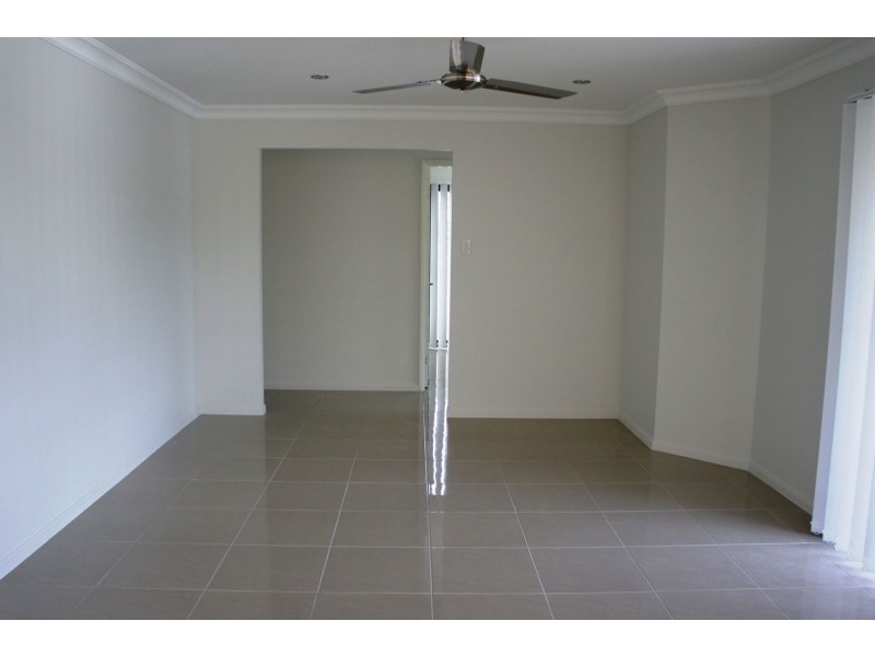 Unit 1/25 Beaver Avenue, South Gladstone QLD 4680