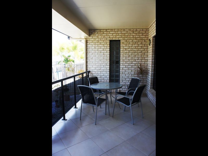 27 Dolphin Terrace, South Gladstone QLD 4680