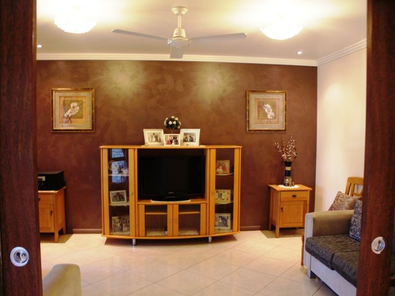 27 Dolphin Terrace, South Gladstone QLD 4680