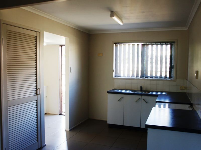 7/37 French, South Gladstone QLD 4680