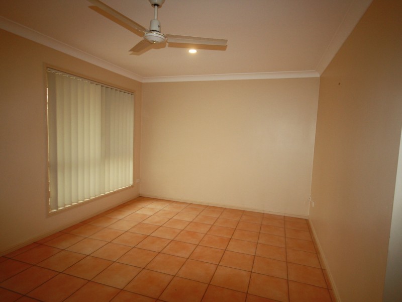 179 J Hickey Avenue, Clinton QLD 4680