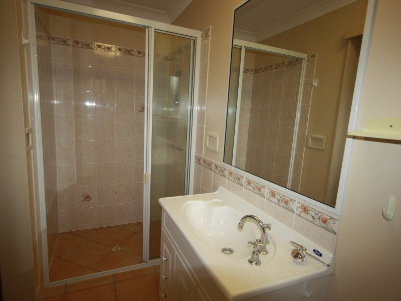 179 J Hickey Avenue, Clinton QLD 4680