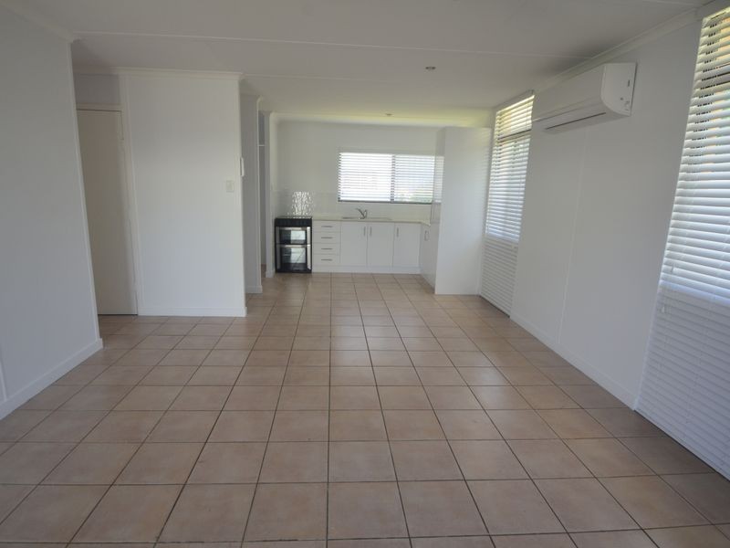 2/6 Lilly Street, Boyne Island QLD 4680