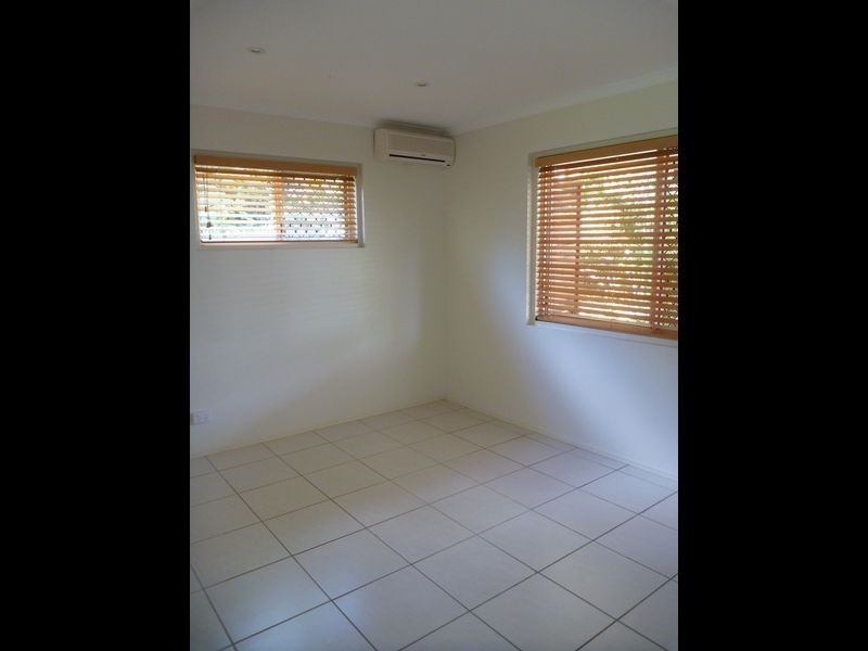 2/6 Sam Street, West Gladstone QLD 4680