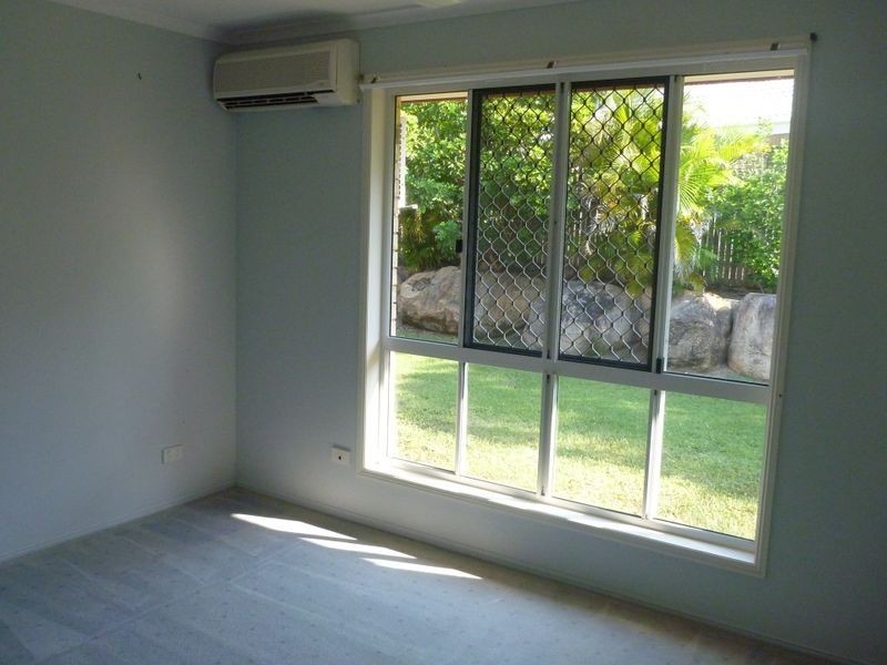 12 Fawley Close, Telina QLD 4680