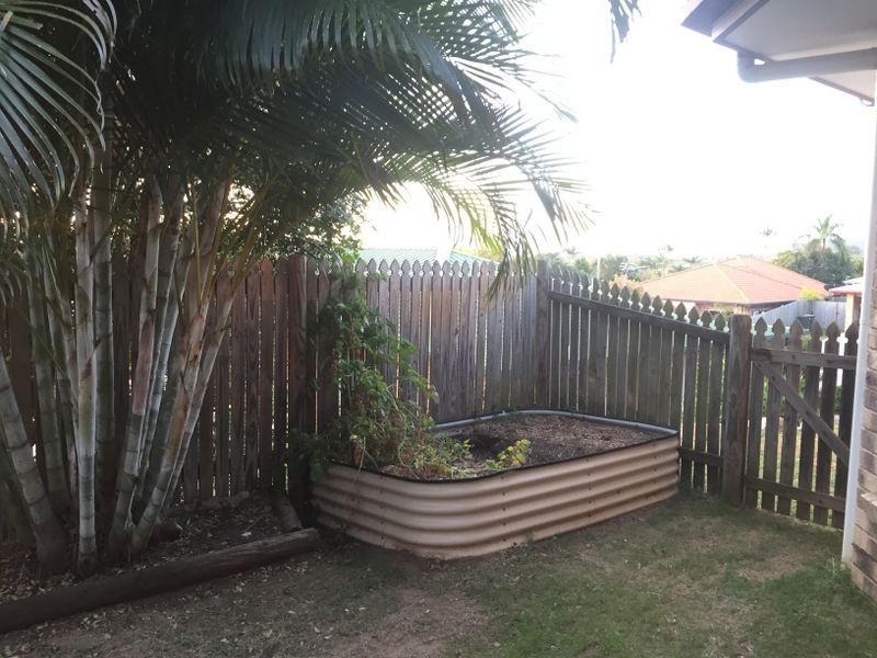 12 Fawley Close, Telina QLD 4680