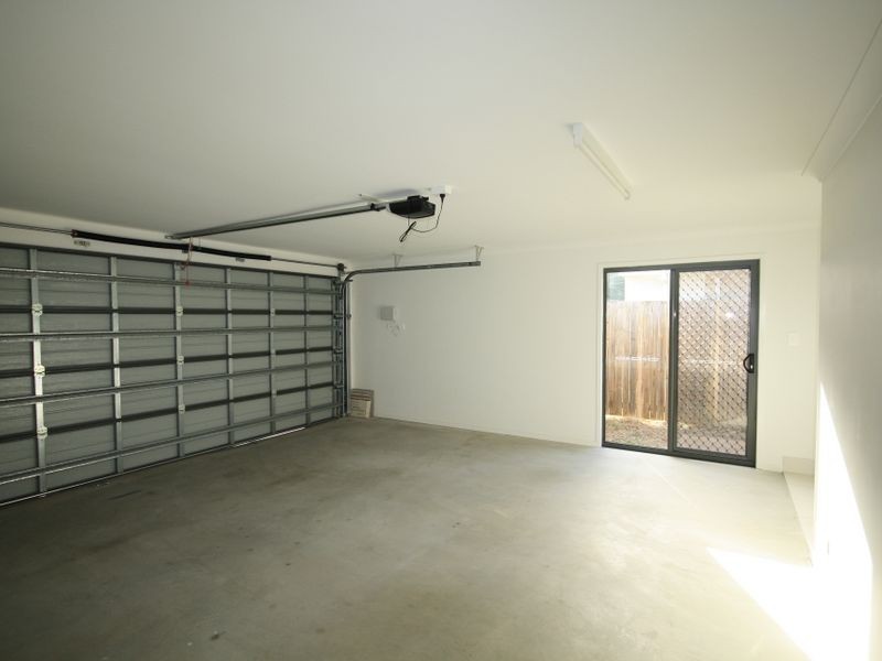 12 Kandel Court, Kirkwood QLD 4680