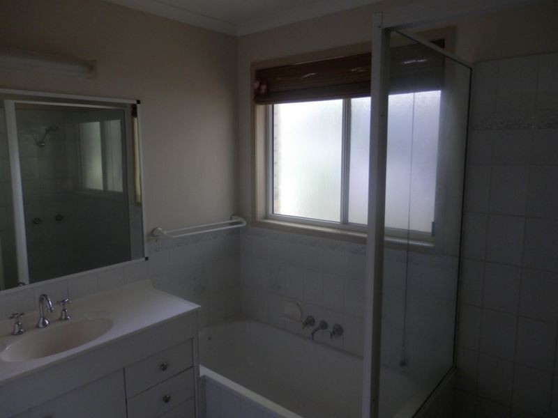 69 Shaw Street, New Auckland QLD 4680