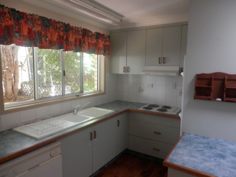 69 Shaw Street, New Auckland QLD 4680