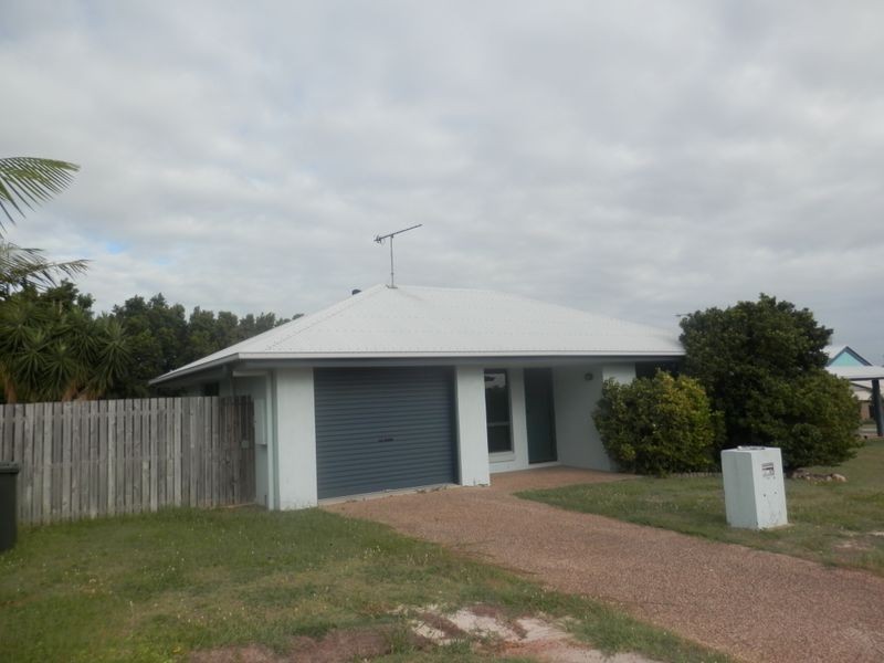 2 Dorinda Close, Clinton QLD 4680