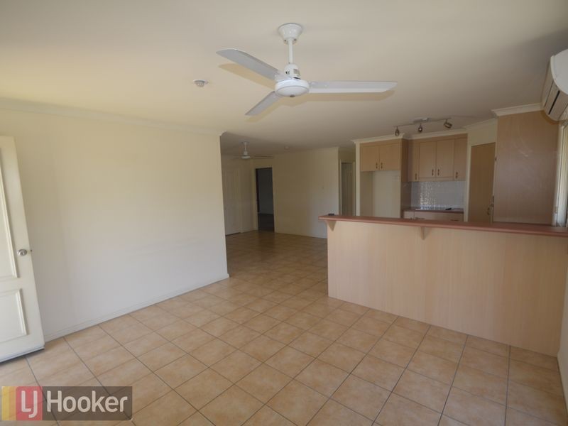 2A Linhow Crescent, Clinton QLD 4680