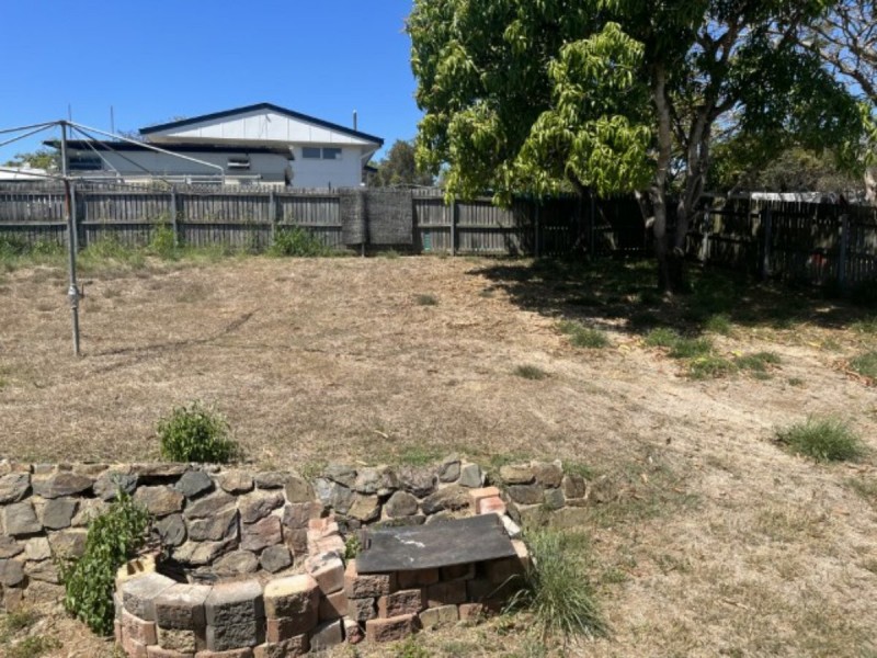 46 Squire Street, Toolooa QLD 4680