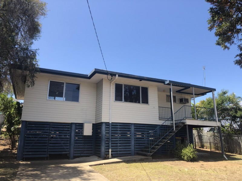 46 Squire Street, Toolooa QLD 4680
