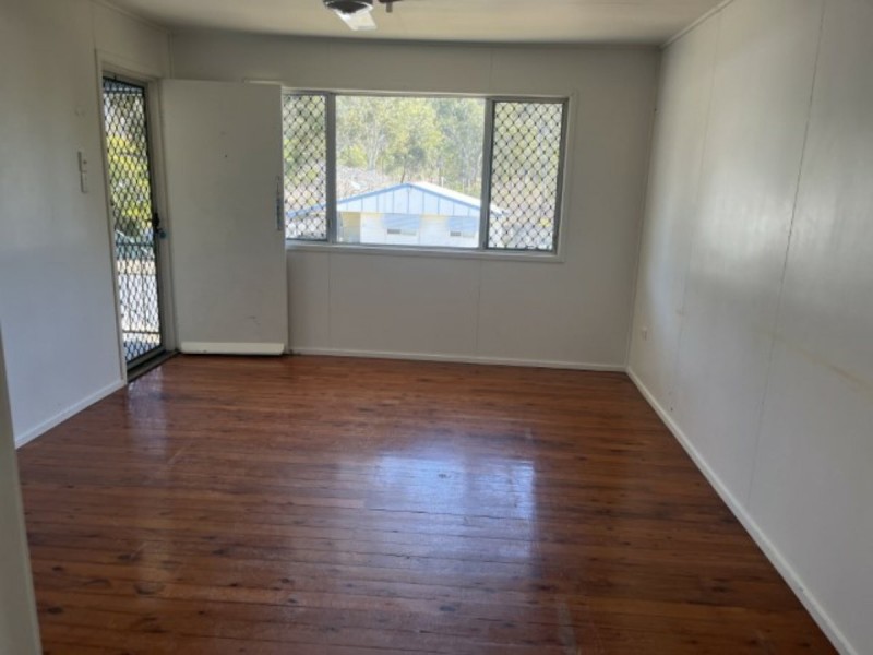 46 Squire Street, Toolooa QLD 4680