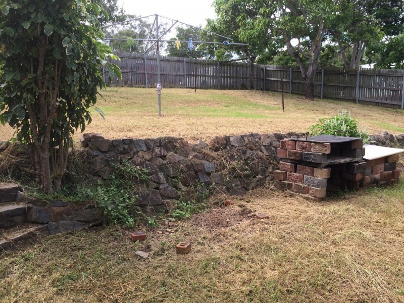 46 Squire Street, Toolooa QLD 4680