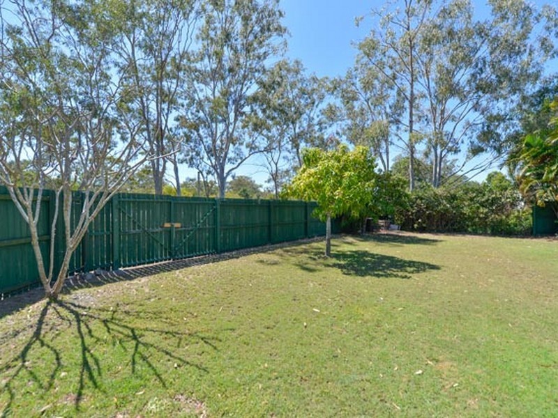 5 Dorsett Close, New Auckland QLD 4680