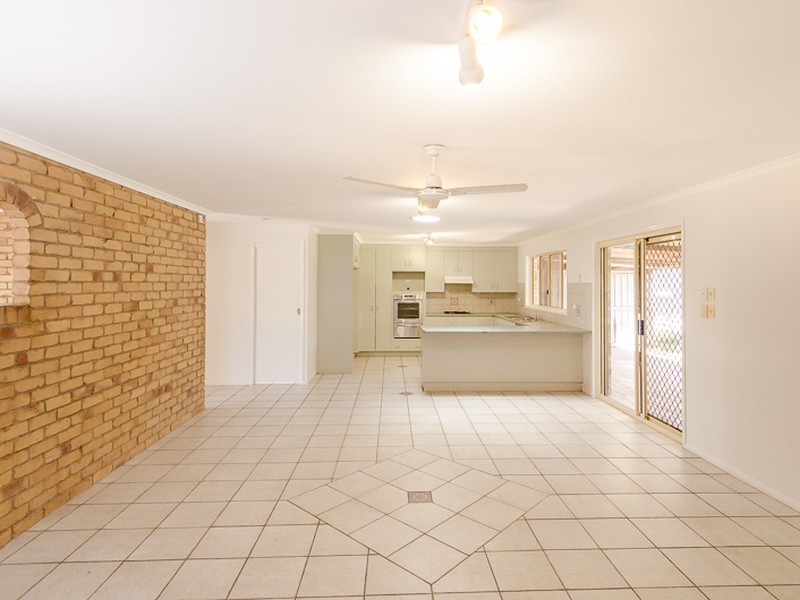 30 Lomandra Street, Boyne Island QLD 4680