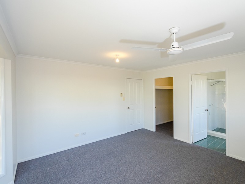 30 Lomandra Street, Boyne Island QLD 4680