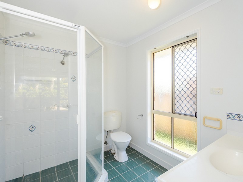 30 Lomandra Street, Boyne Island QLD 4680