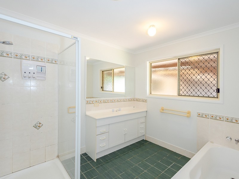 30 Lomandra Street, Boyne Island QLD 4680