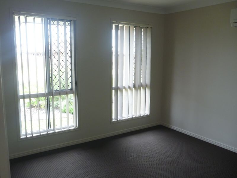 21 Winpara Drive, Kirkwood QLD 4680