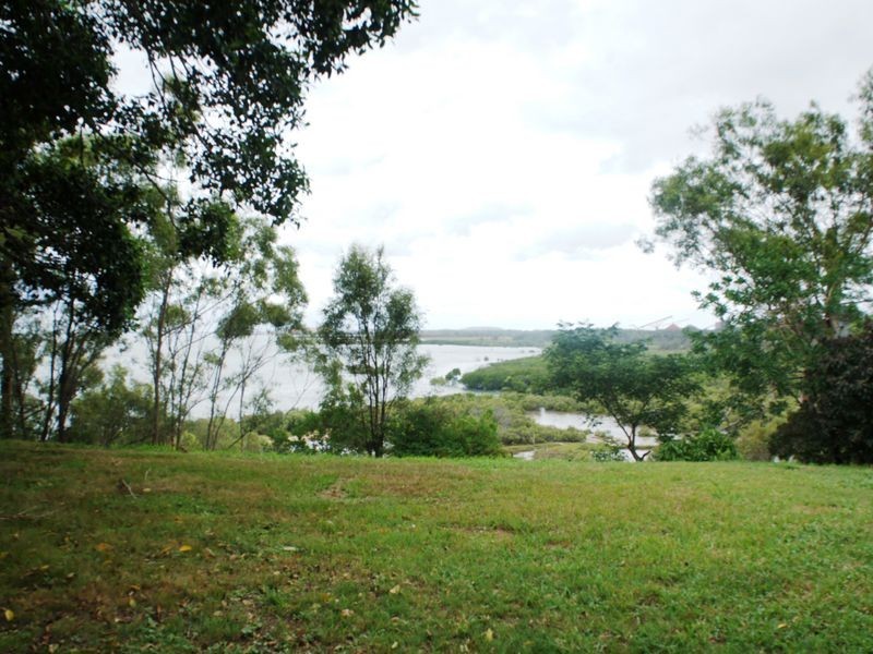 7 Mccray Street, Barney Point QLD 4680