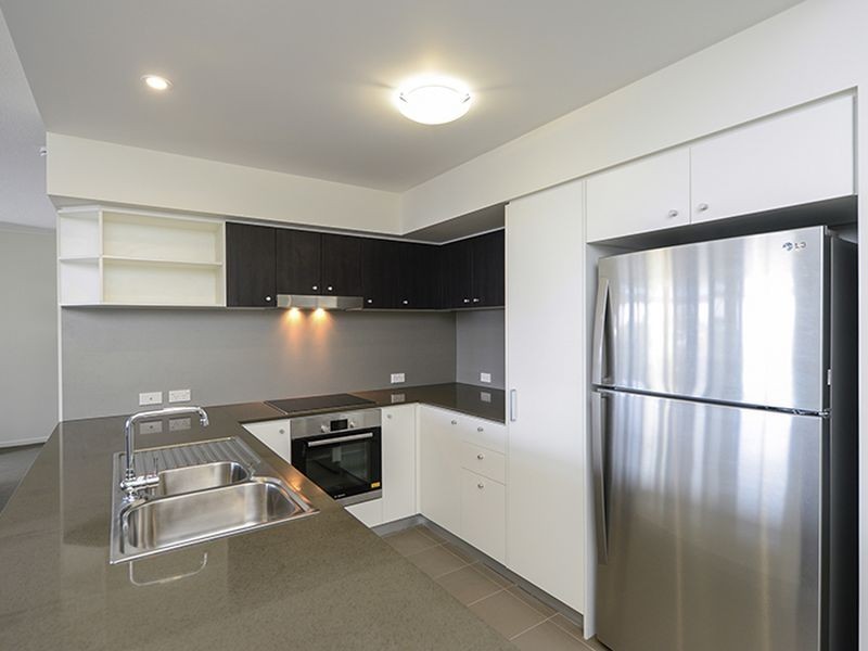 30 Goondoon Street, Gladstone QLD 4680