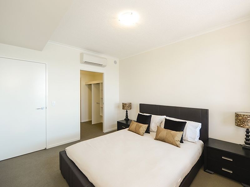 30 Goondoon Street, Gladstone QLD 4680