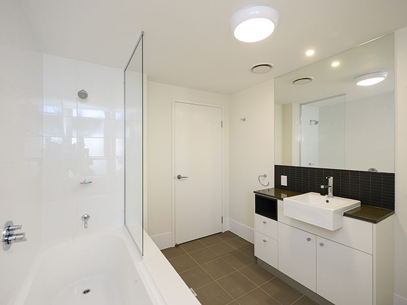 30 Goondoon Street, Gladstone QLD 4680