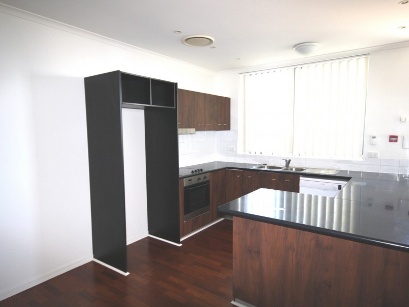 Unit 8/72 Goondoon Street, Gladstone QLD 4680