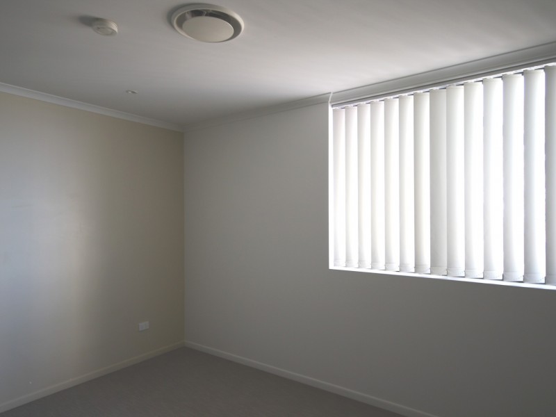 Unit 8/72 Goondoon Street, Gladstone QLD 4680